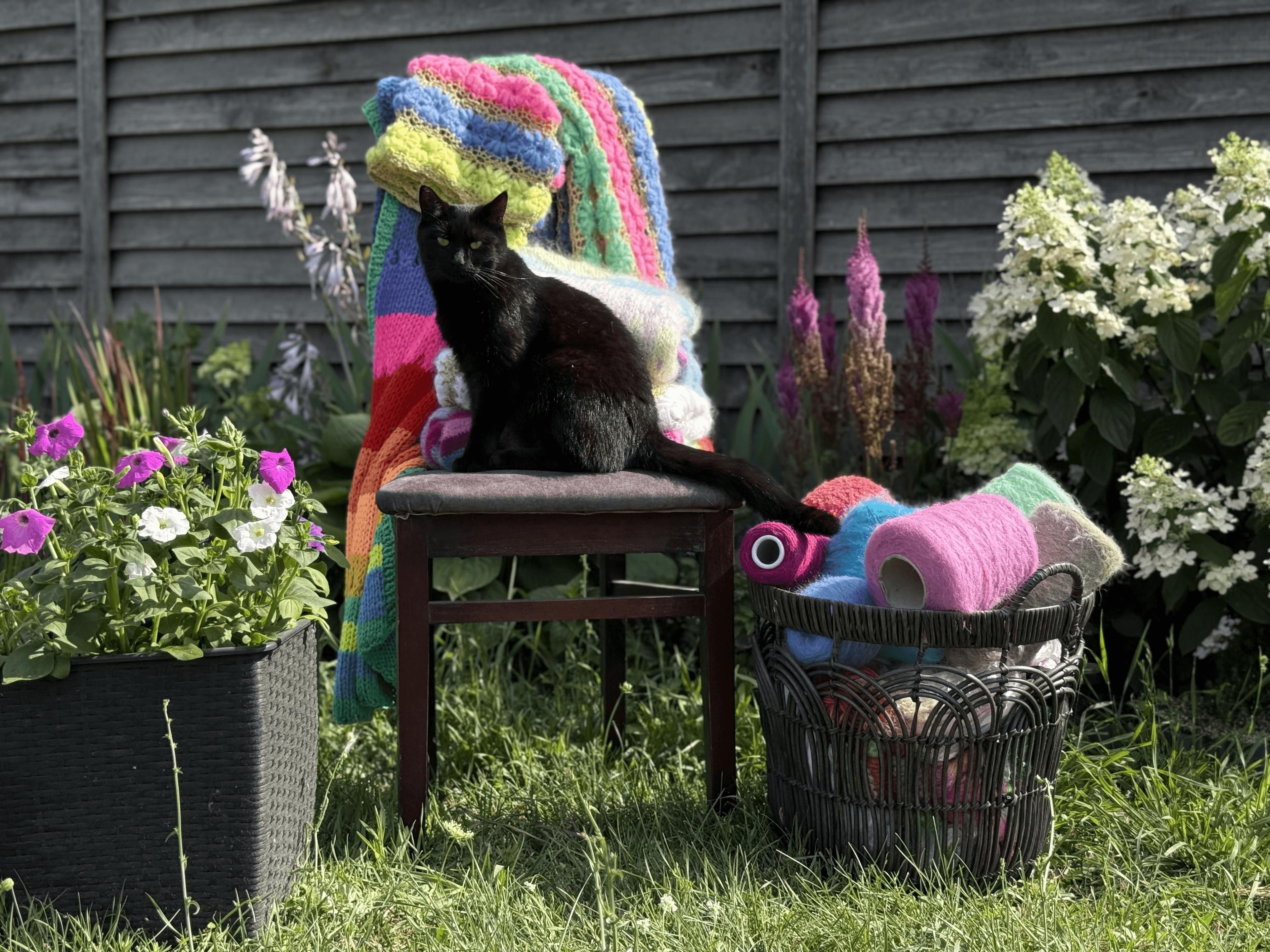 Уютный вязаный свитер